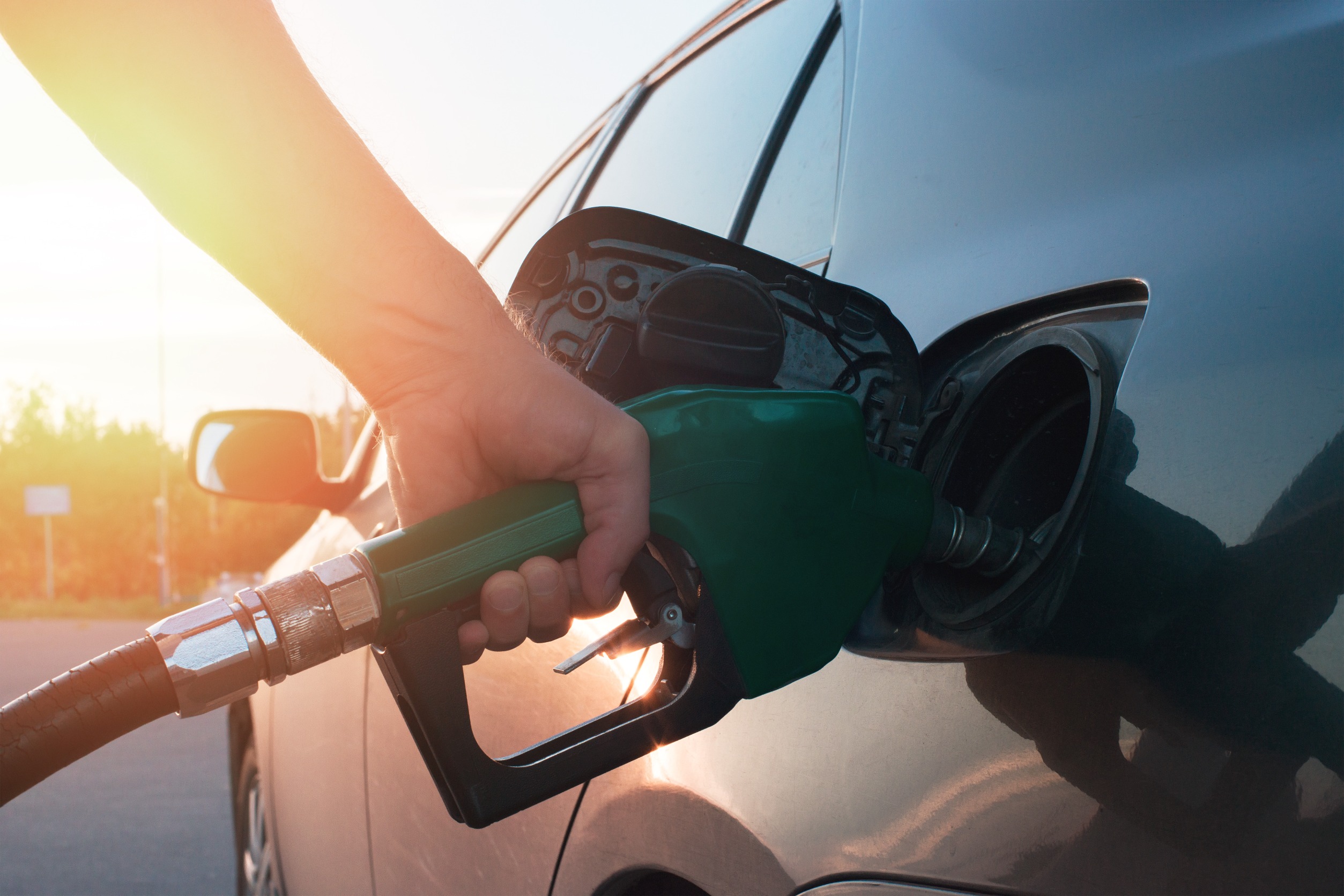 Beat Rising Prices 10 Proven Tips to Save Money on Gas